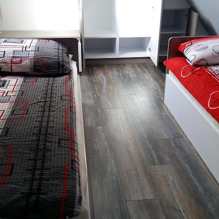 Apartament Unii Europejskiej Giżycko Exterior foto